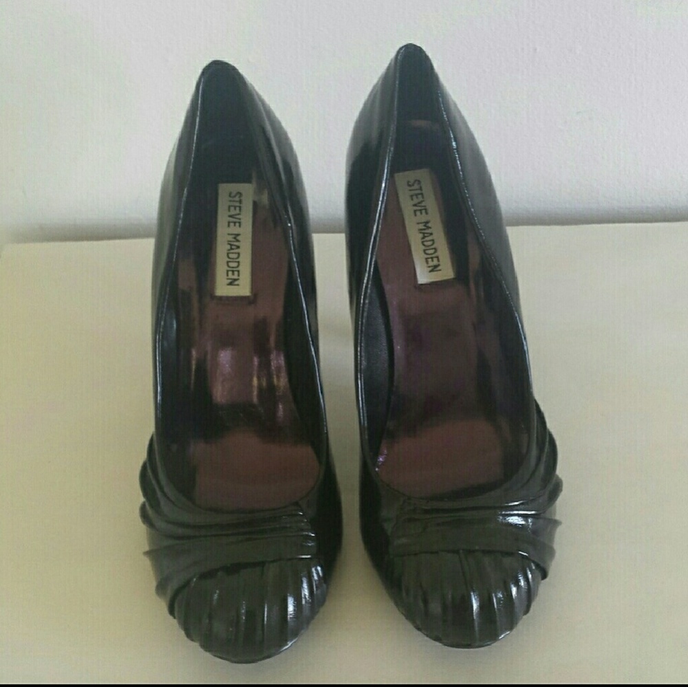 Steven Madden Black Heels, Size 8.5